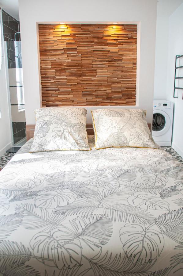 Eden-Apart Apartment นีออร์ ภายนอก รูปภาพ
