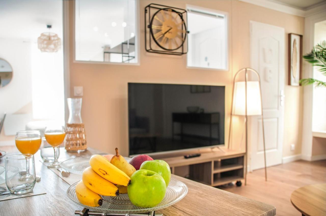 Eden-Apart Apartment นีออร์ ภายนอก รูปภาพ