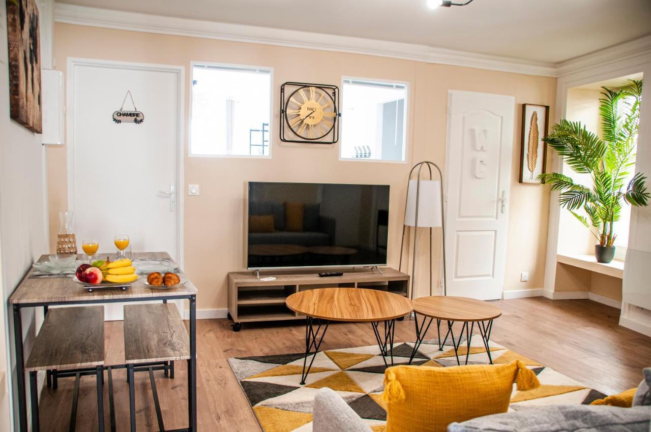 Eden-Apart Apartment นีออร์ ภายนอก รูปภาพ